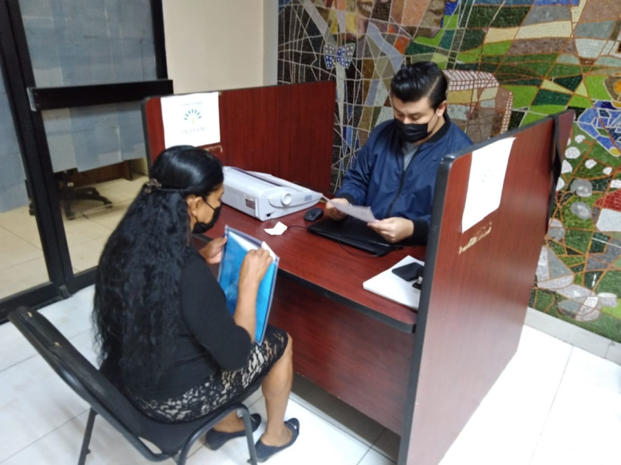 Reaperturan módulos de INAPAM, mayores de 60 años acuden a realizar su inscripción al programa