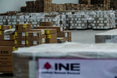 Entregan a INE material electoral completo para elecciones del 2 de junio