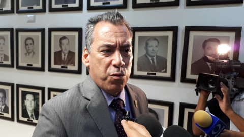 Continúa entrega de apoyos a damnificados