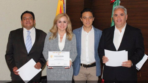 SE recibe Premio Internacional Maya