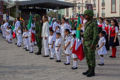 Abanderan autoridades de Matamoros a 30 escoltas de nivel básico