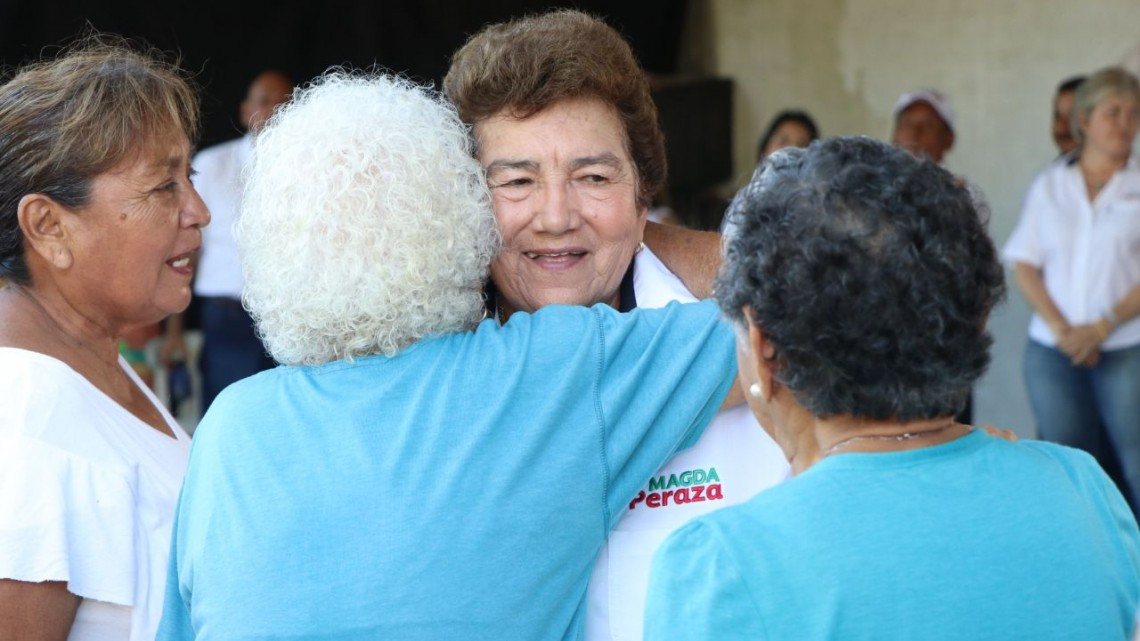 Auténtico respaldo de la gente recibe Magdalena Peraza 