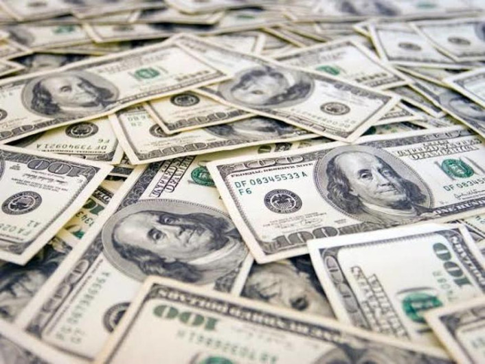 Suspensión de vuelos provoca impacto en el dólar