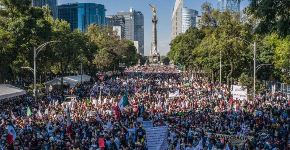 Muy contento y agradecido: AMLO sobre marcha del domingo en la CDMX