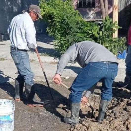 Reparó COMAPA fuga de agua en San Valentín 