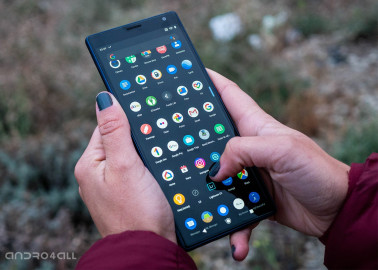 Lanza Facebook una app para crear memes 