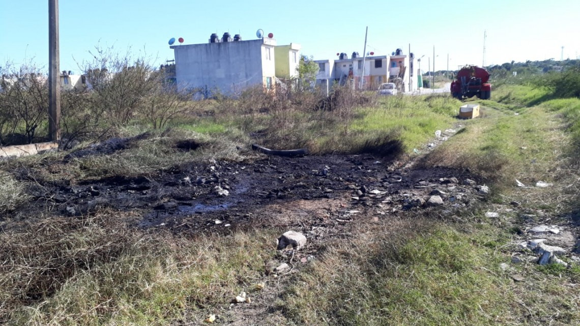 Solar baldío se incendia y genera afectación en múltiples colonias de Altamira, Tampico y Ciudad Madero.