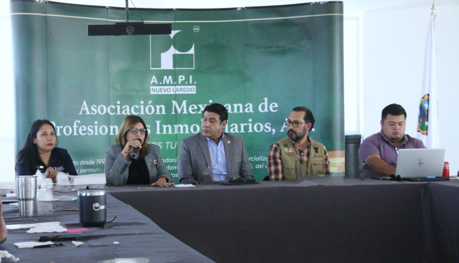 Unen esfuerzos SEDUMA y la AMPI para ordenar el crecimiento urbano en Nuevo Laredo