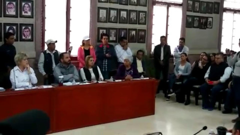 Se pelean regidoras de Tampico en plena sesión de cabildo