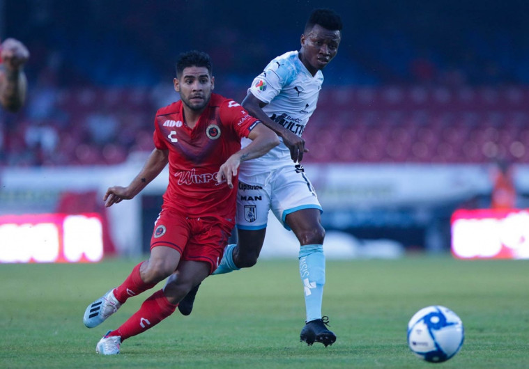  Querétaro golea 5-0 al Veracruz
