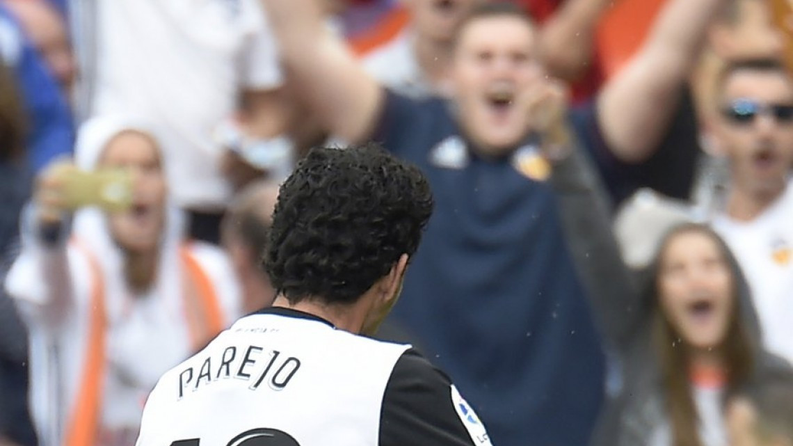 Valencia vence 3-0 a Leganés