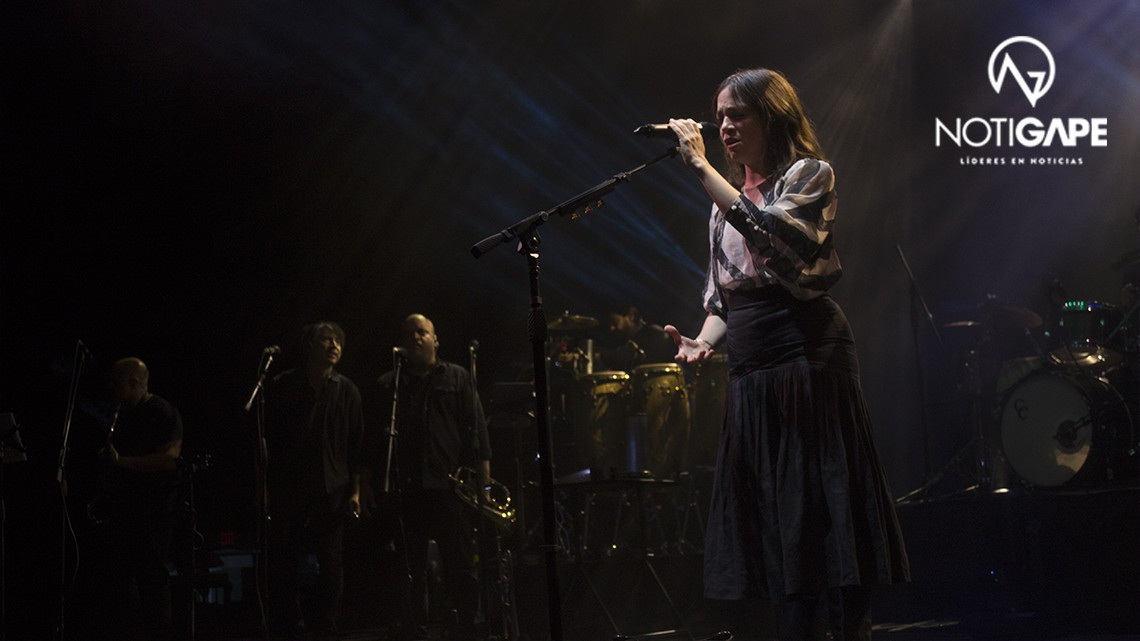 Natalia Lafourcade deleita Hidalgo con su música