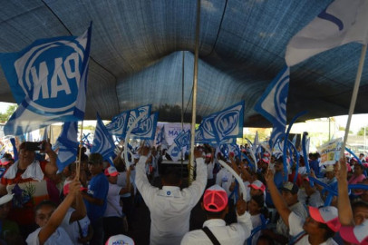 Reiteran voto por Maki 