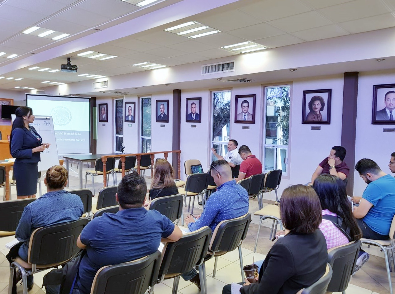 Capacita INACIPE a 25 agentes de la Policía Investigadora