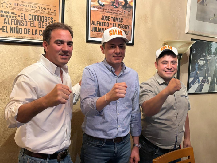 Advierte Alfonso Salas que señalará malas actuaciones de sus contrincantes 