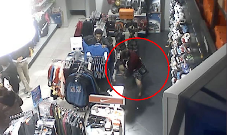 Se registran 19 robos a centros comerciales