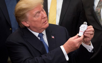 EU planea regresar a la Luna en 2024