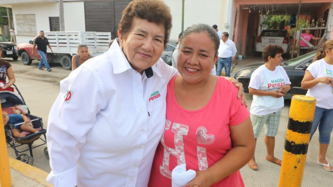 Nuestra prioridad ha sido y será la educación: Magdalena Peraza