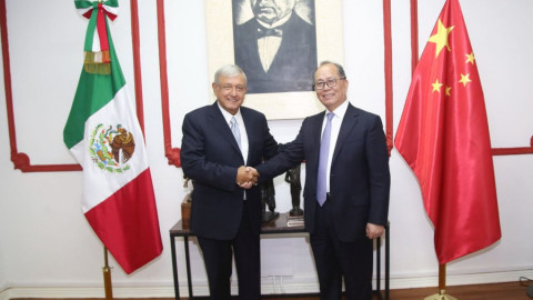 Visita  embajador de China a  AMLO