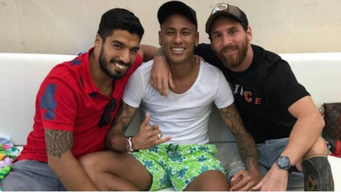 Neymar se reencuentra con Messi y Luis Suárez