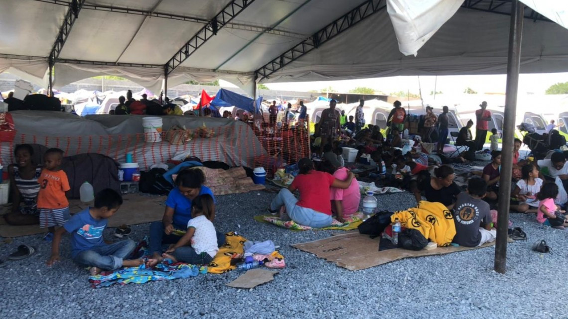 Donan casas de campaña a albergue Senda de Vida 2