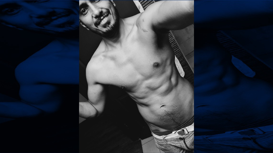 Tenoch Huerta presume de torso desnudo y enciende las redes