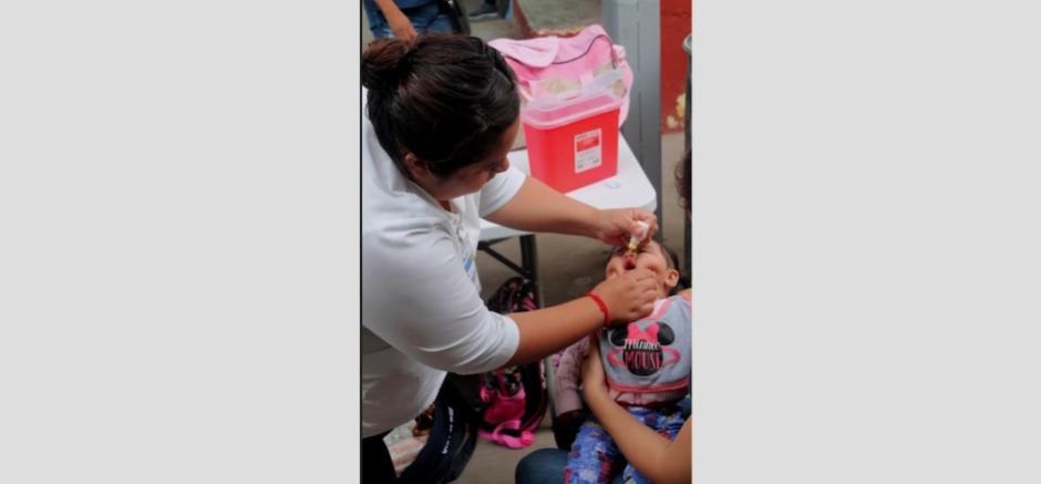 Estado refuerza vacunación en niños
