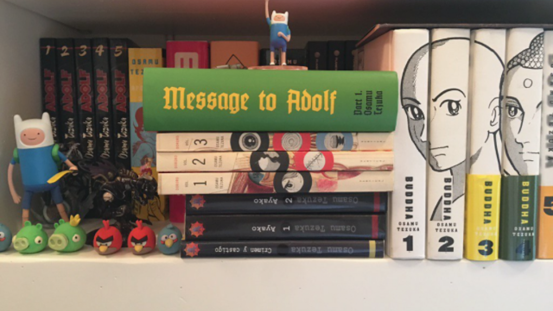 Guillermo del Toro presume sus colecciones