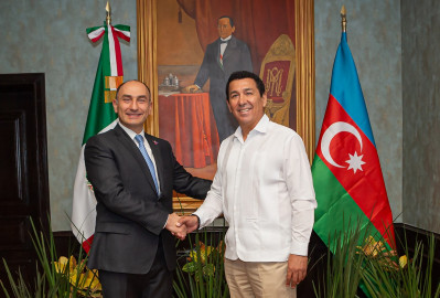 Recibe Mario López a Embajador de Azerbaiyán en México, Mammad Talibov