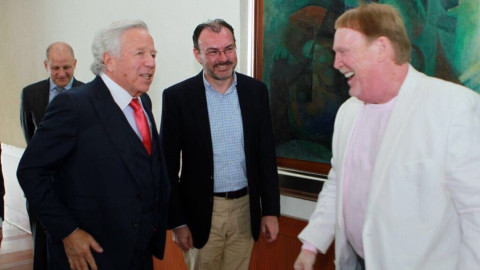 Videgaray y de la Madrid se reúnen con representantes de la NFL