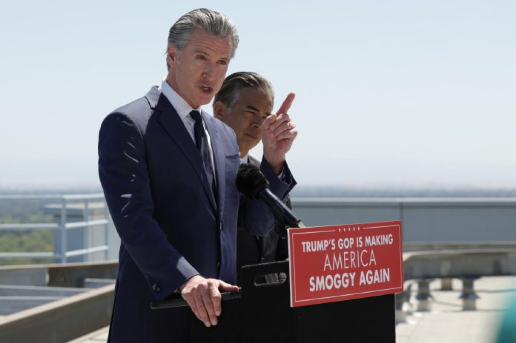 Gobernador de California pide a tribunal bloquear uso de tropas en redadas contra migrantes