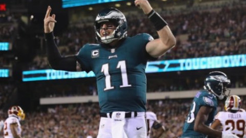 Carson Wentz mantiene a Philadelphia a la cabeza