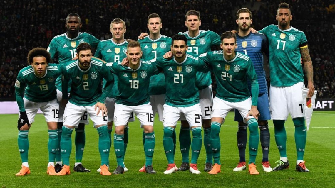 Brasil sorprende y vence al campeón del mundo