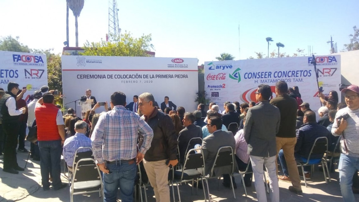 Colocan primera piedra del edificio de la CMIC en Matamoros