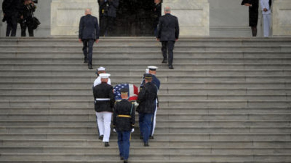 EN VIVO: Inicia ceremonia en Washington en honor a John McCain