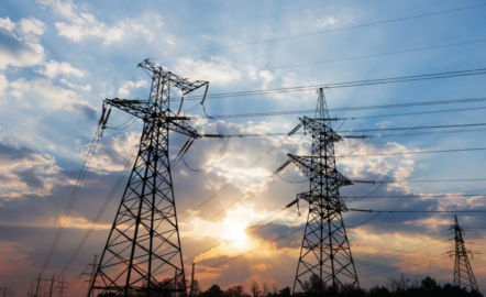 Seguirá de cerca EU, Reforma Eléctrica de AMLO: John Kerry 