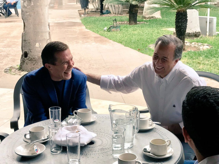 Jc Chávez se reúne con Meade