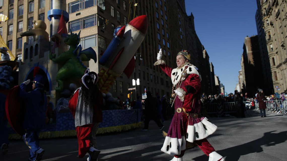 Aquí una vista al desfile de Día de Acción de Gracias de Macy's