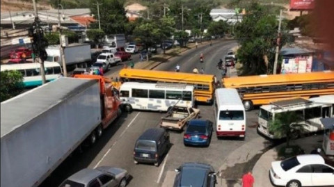 Transportistas hondureños logran acuerdo con gobierno