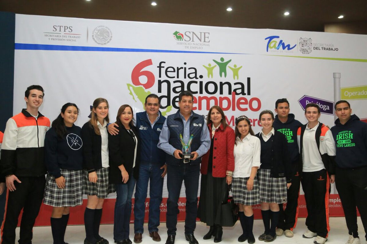 Inauguran Gobernador y Alcalde "feria nacional del empleo para mujeres"