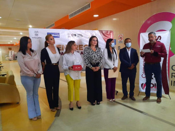 Entregan aparatos auditivos en la ciudad 