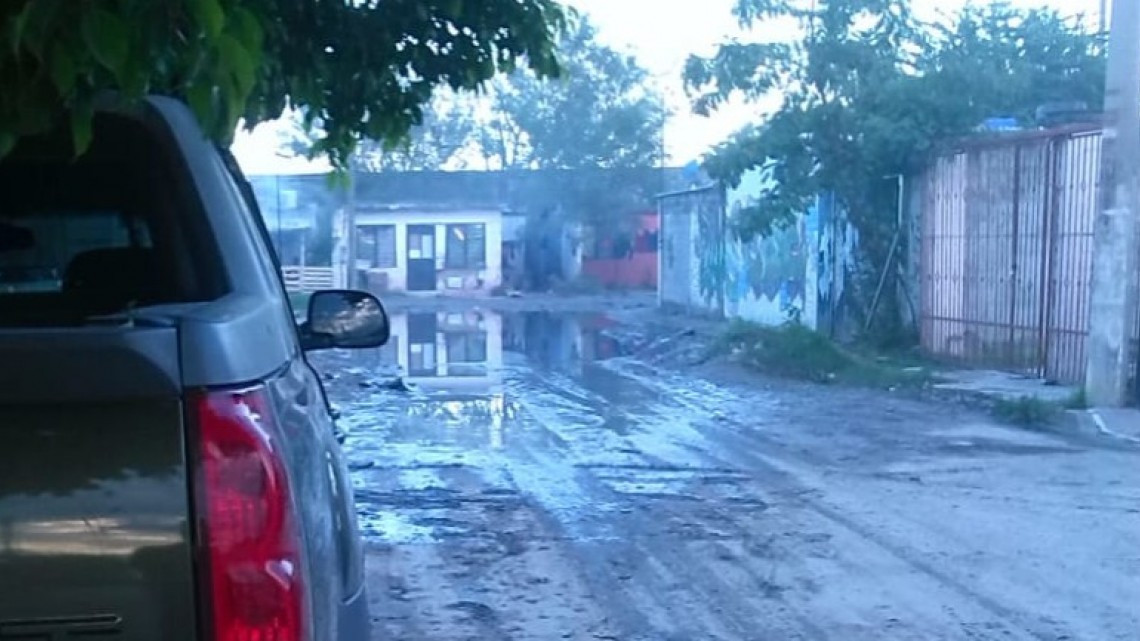 Repone COMAPA servicio de drenaje en dos colonias 