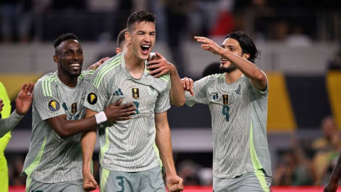 México vence 2-0 a Surinam y asegura su pase a cuartos de final en la Copa Oro