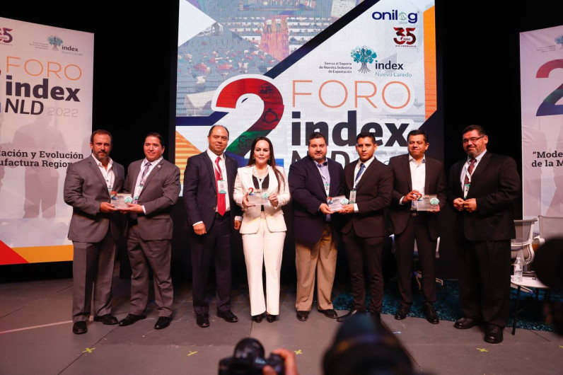 Expone Carmen Lilia Canturosas proyectos estratégicos para Nuevo Laredo en foro de INDEX 