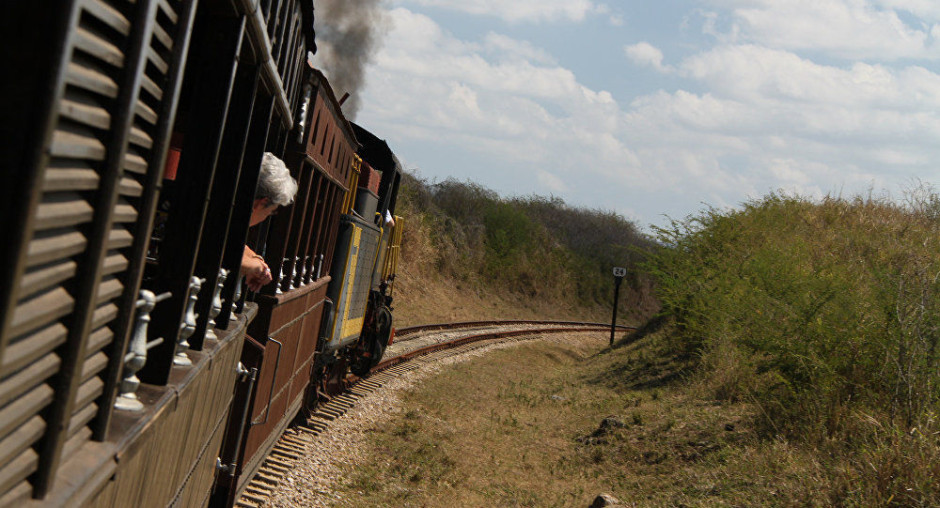 Accidente de locomotora deja cinco muertos y 43 heridos 