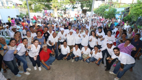 Auténtico respaldo de la gente recibe Magdalena Peraza 