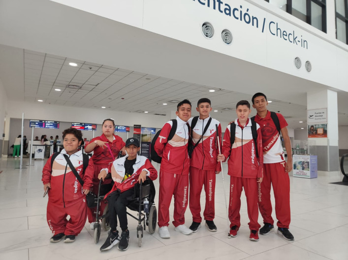 Felicita Carlos Peña Ortiz a atletas reynosenses por títulos  en Paraolimpiada CONADE 2024