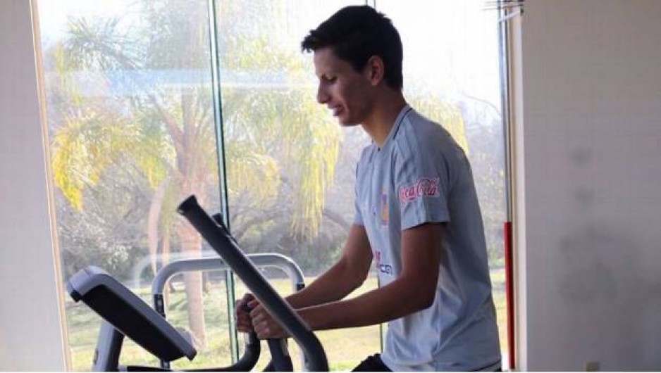 Jürgen Damm regresa a entrenar tras accidente