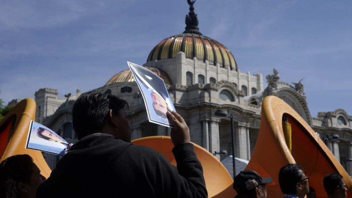 Rinden homenaje a José José en Ciudad de México