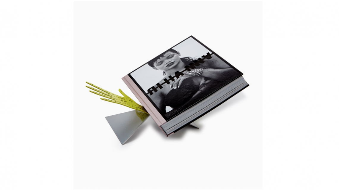 Rihanna anuncia el lanzamiento de un libro